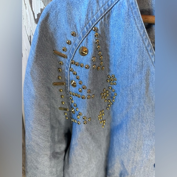 Alexa Em Studded Denim Button up Size Medium vintage   Gold buttons & embellish - Picture 3 of 8